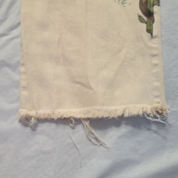 We The Free Cream Wide-Leg Jeans with Floral Side Art - Picture 9 of 10